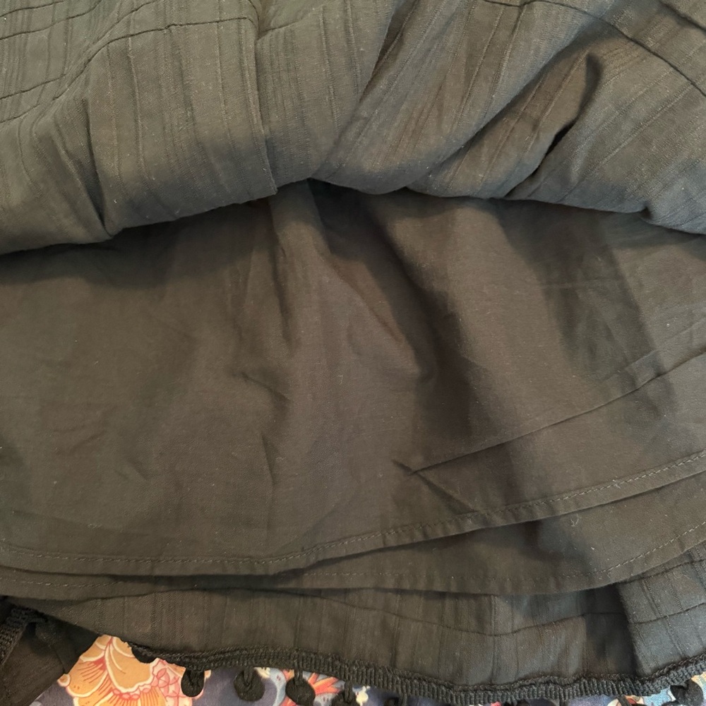 House of Harlow 1960 Black Tiered Smocked Waist Pom Pom Tiered Skirt size Large - Picture 7 of 11